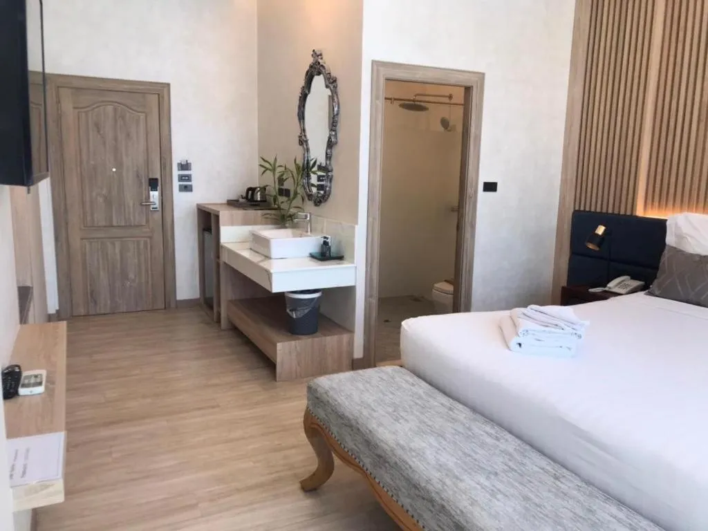 Bed in Phattrasom Villa