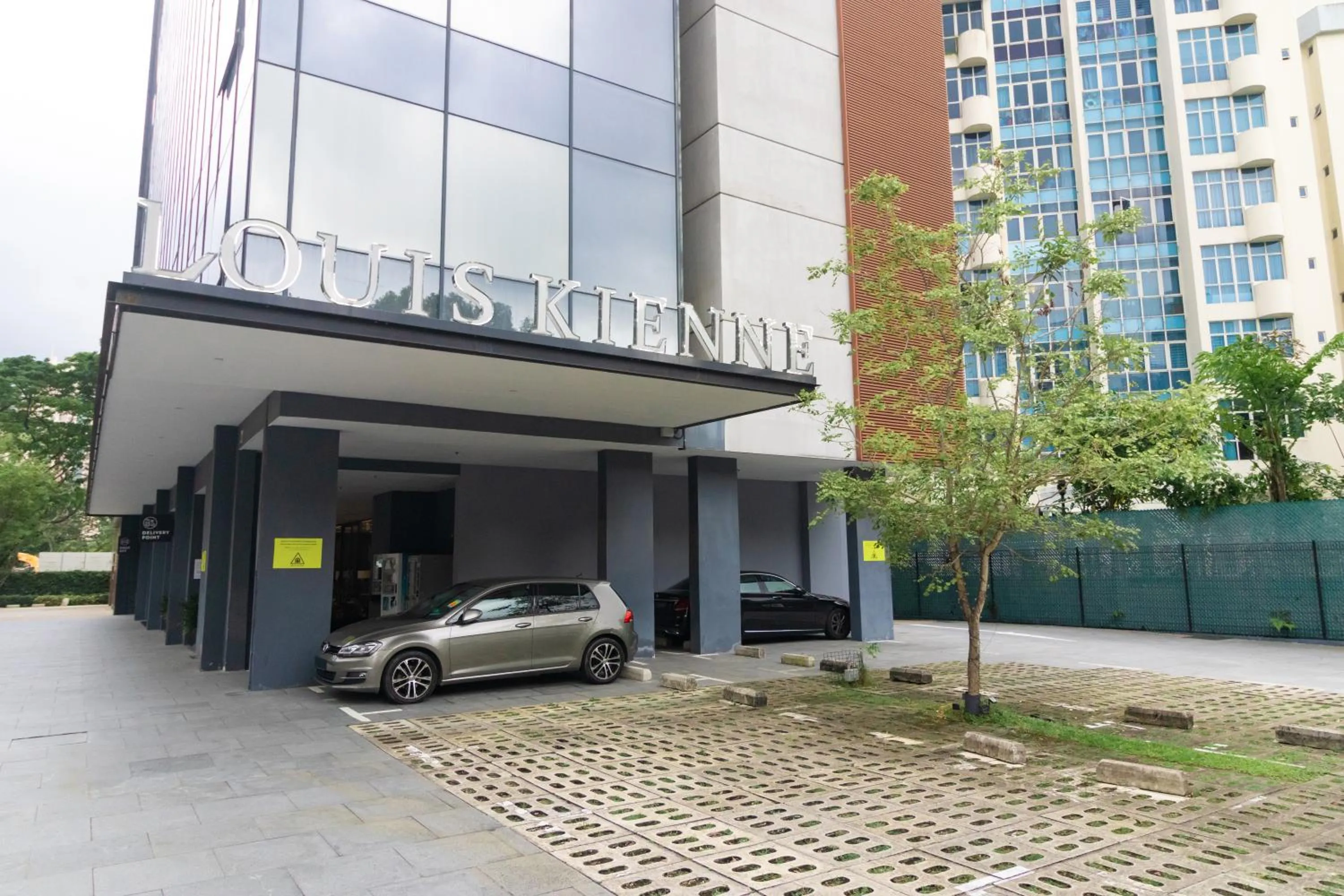 Parking in Louis Kienne Serviced Residences - Havelock