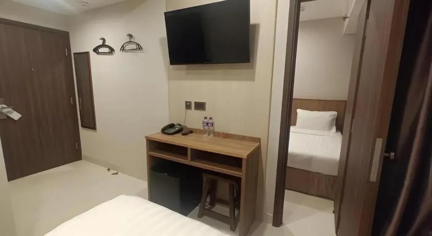 Bed in WE Hotel Kowloon