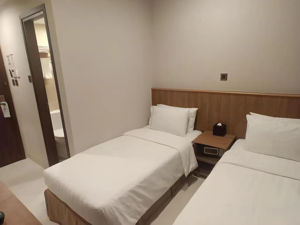 Bed in WE Hotel Kowloon