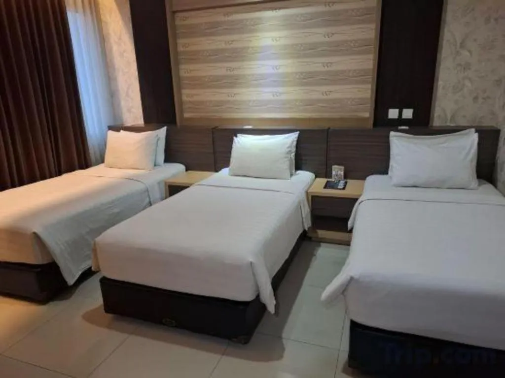 Bed in Hotel Harmoni Tasikmalaya