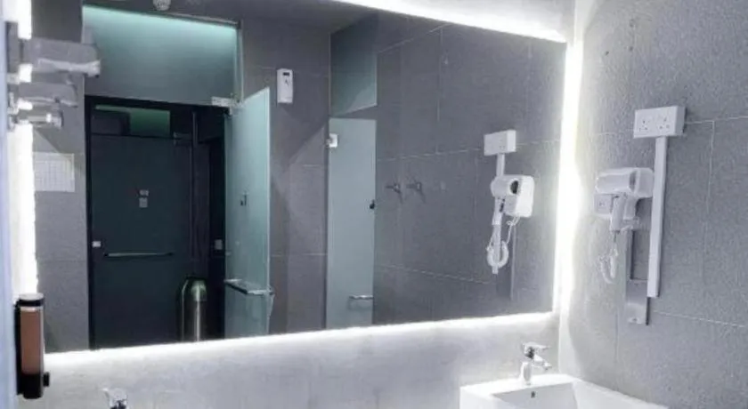 Coller Boutique Hostel