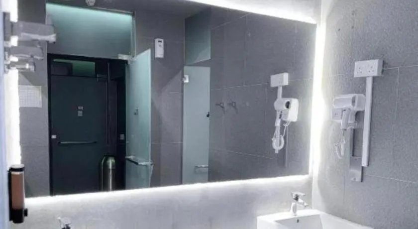 Coller Boutique Hostel