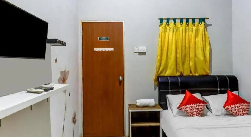 Bed in OYO 91296 Nagoya Guesthouse