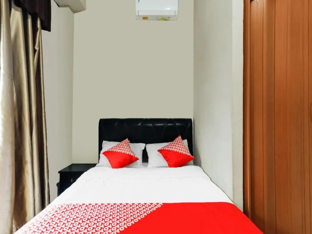 Bed in OYO 91296 Nagoya Guesthouse