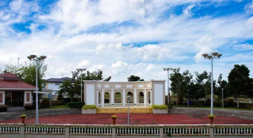 Primus Hotel and Resort