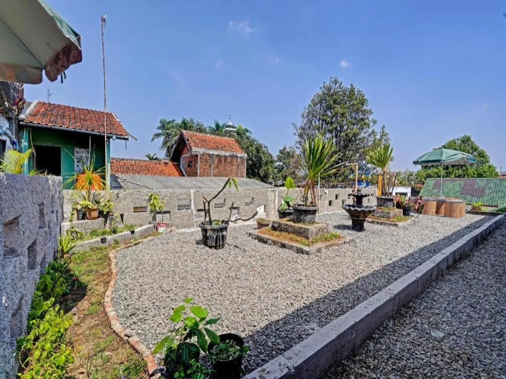 SPOT ON 91425 Mekargalih Homestay Syariah