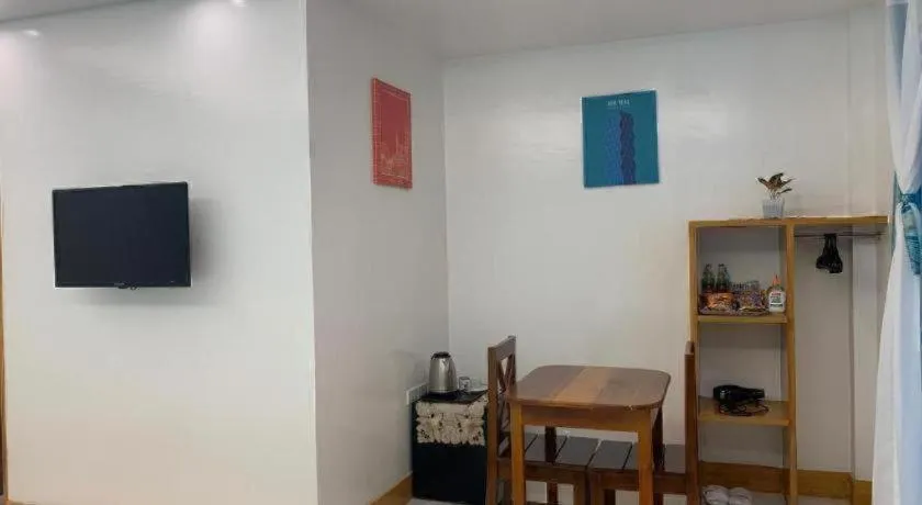 Alona Mariners Resort