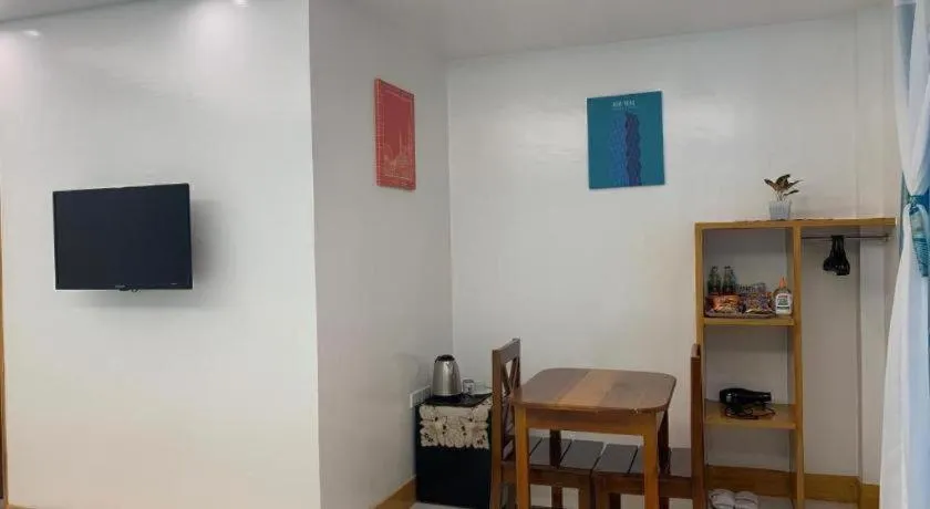 Alona Mariners Resort