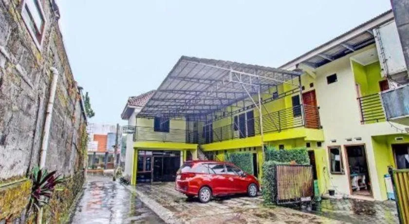 OYO 92198 Kalegan 2 Guesthouse