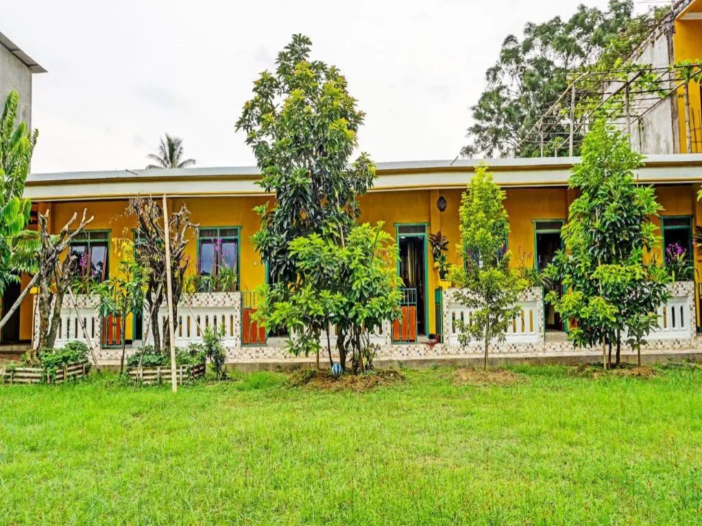 OYO 92215 Ampiran Bromo Syariah