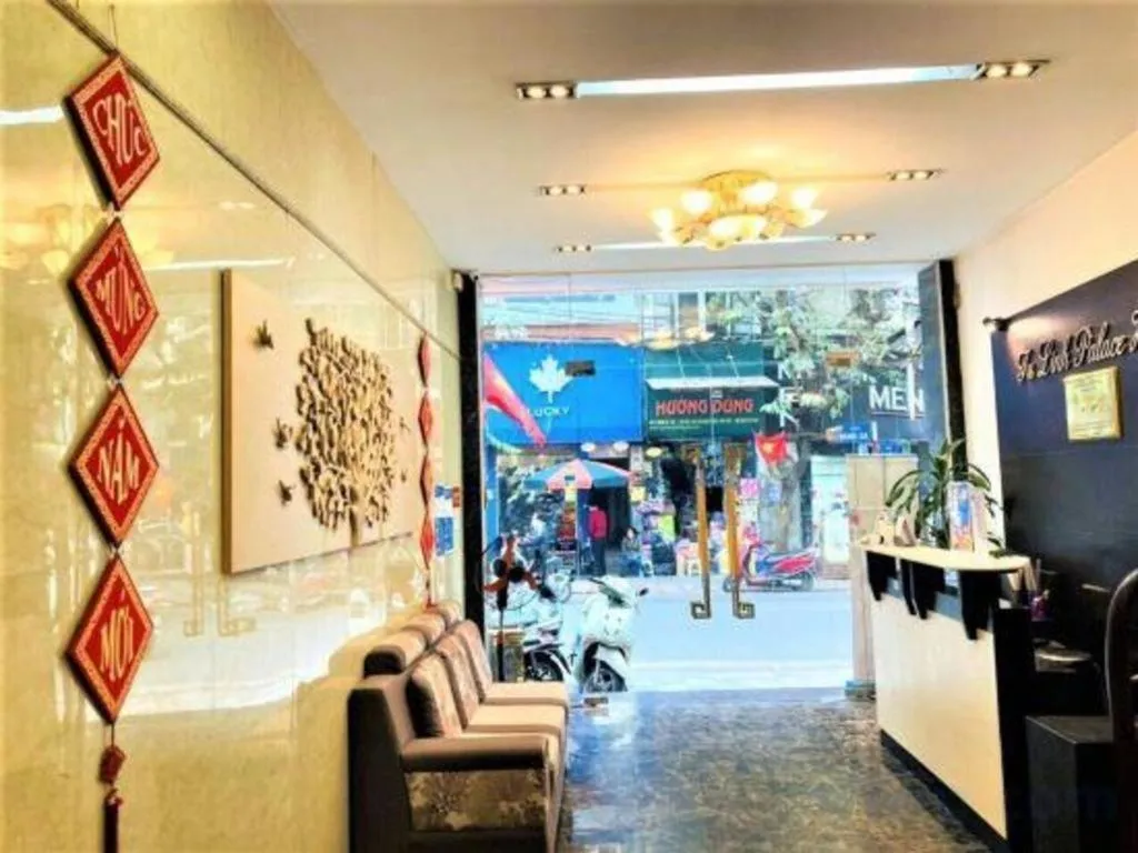 Tu Linh Palace Hotel