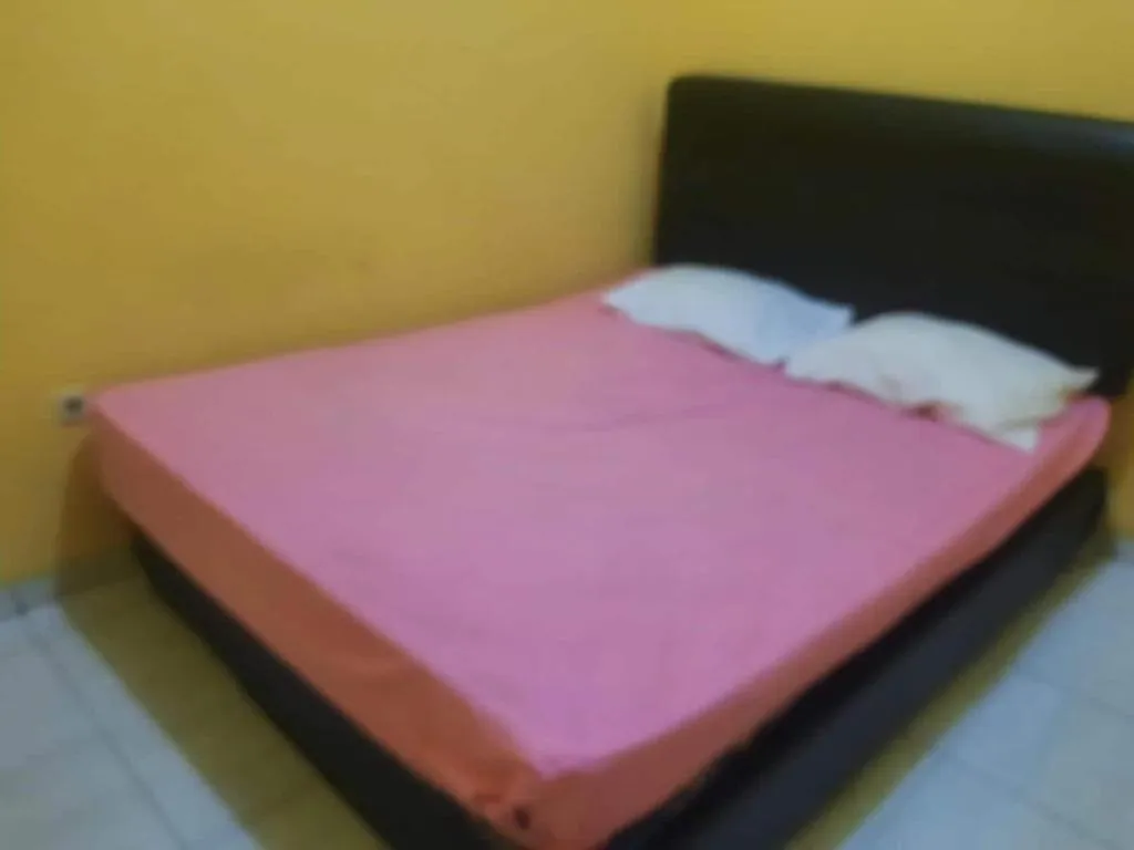 OYO 92725 Regol Srimahi Residence