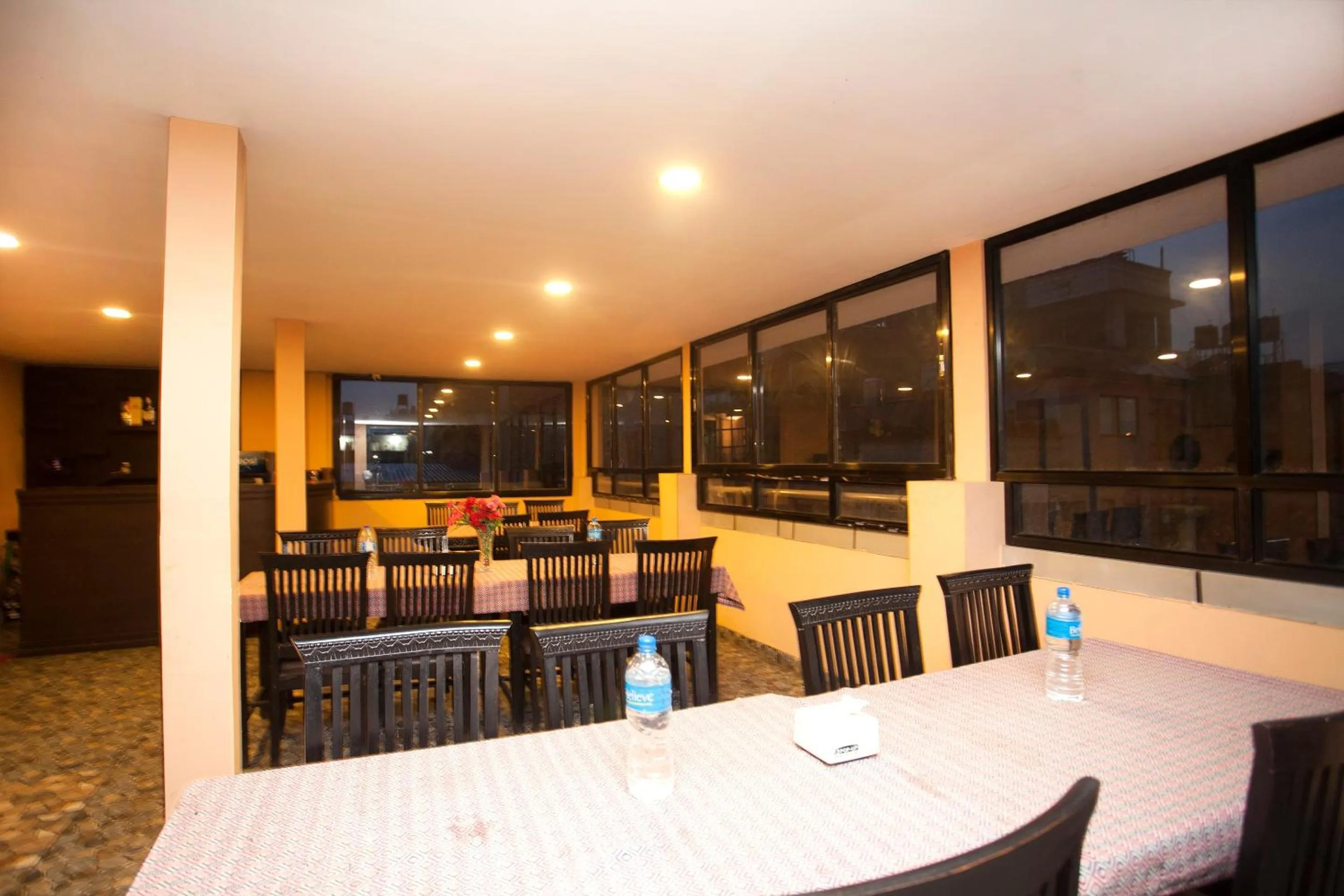 Restaurant/places to eat in Kathmandu City Hotel