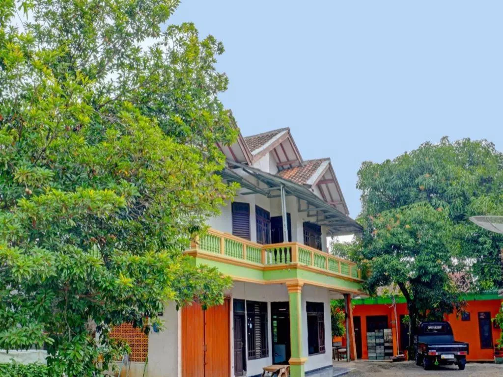 Hotel O Home Stay Syariah Aom Kusman