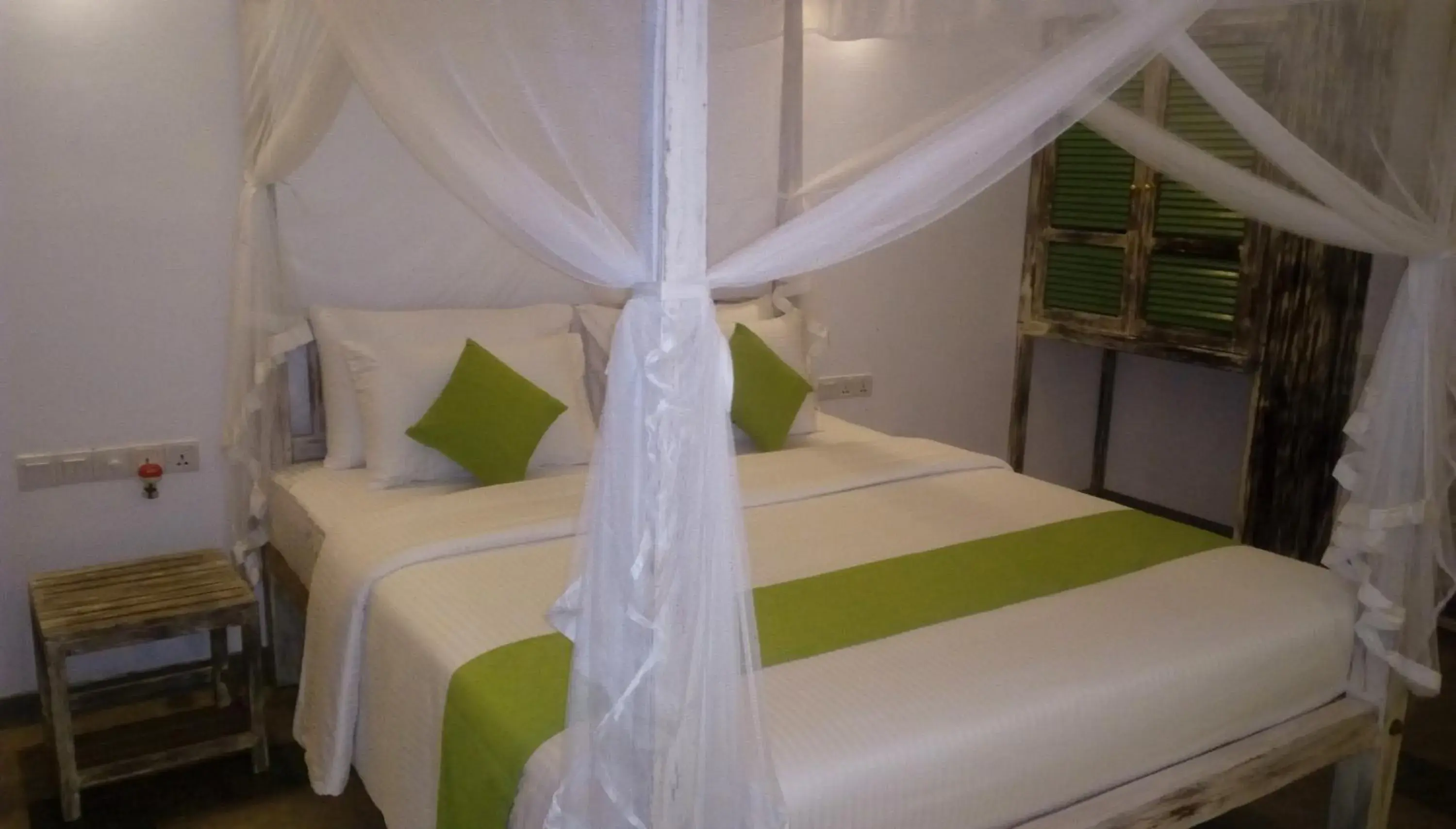 Deluxe Triple Room - single occupancy in Aurora Deluxe Triple Room - single occupancy in Aurora