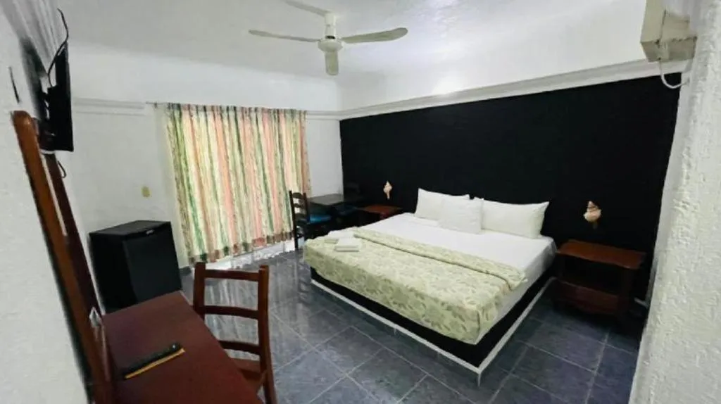 Bed in Maya del Carmen