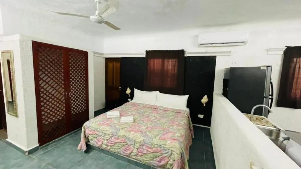 Bed in Maya del Carmen