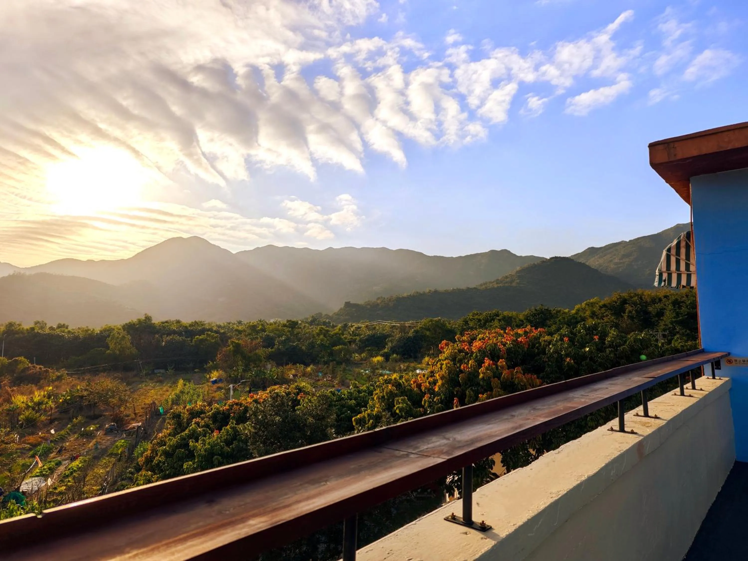 Mountain view in Cloud Tree Inn Boutique Guesthouse XiChong DaPeng ShenZhen 深圳大鹏西涌云树里民宿Yun Shu Li