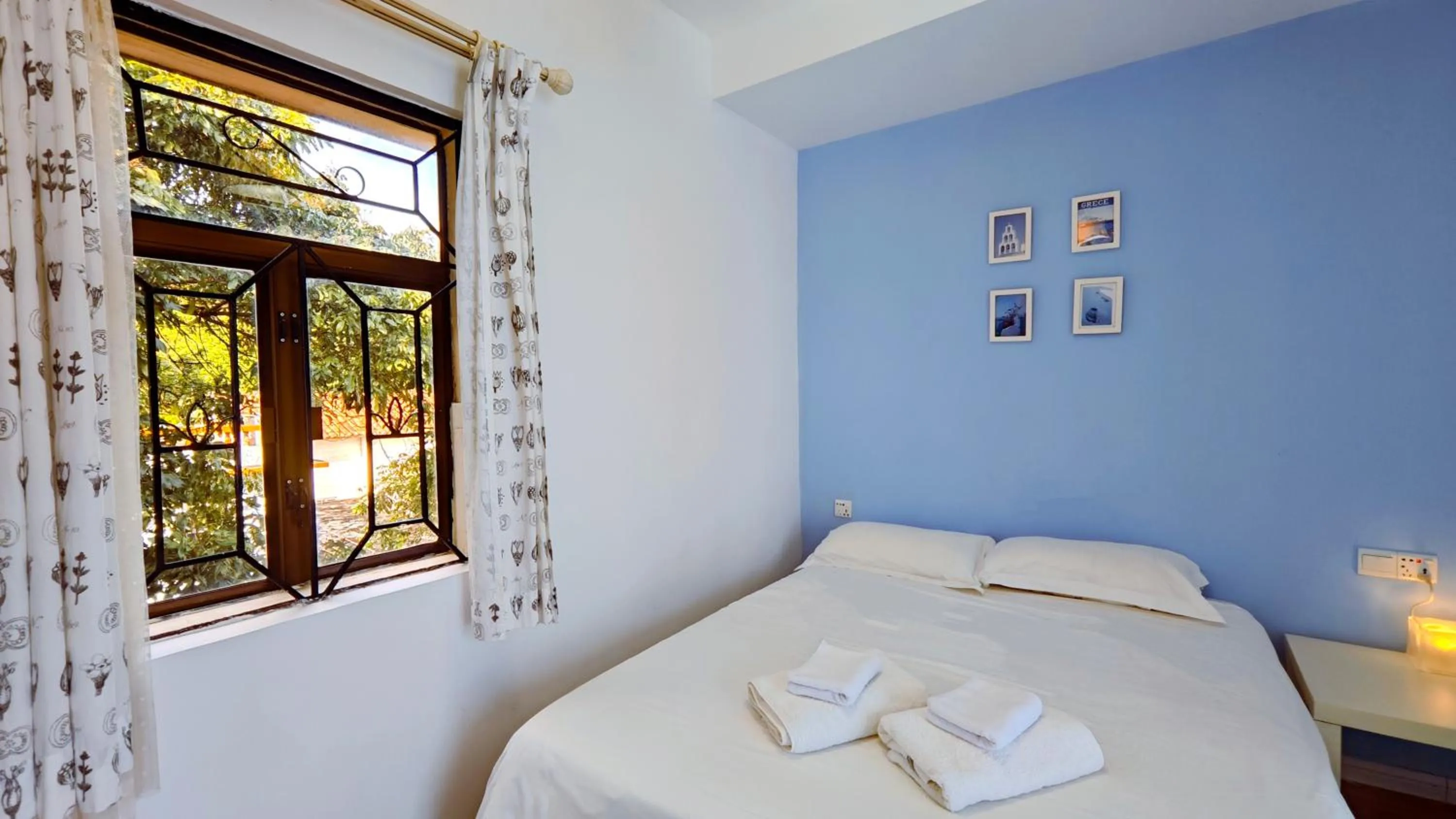 Bed in Cloud Tree Inn Boutique Guesthouse XiChong DaPeng ShenZhen 深圳大鹏西涌云树里民宿Yun Shu Li