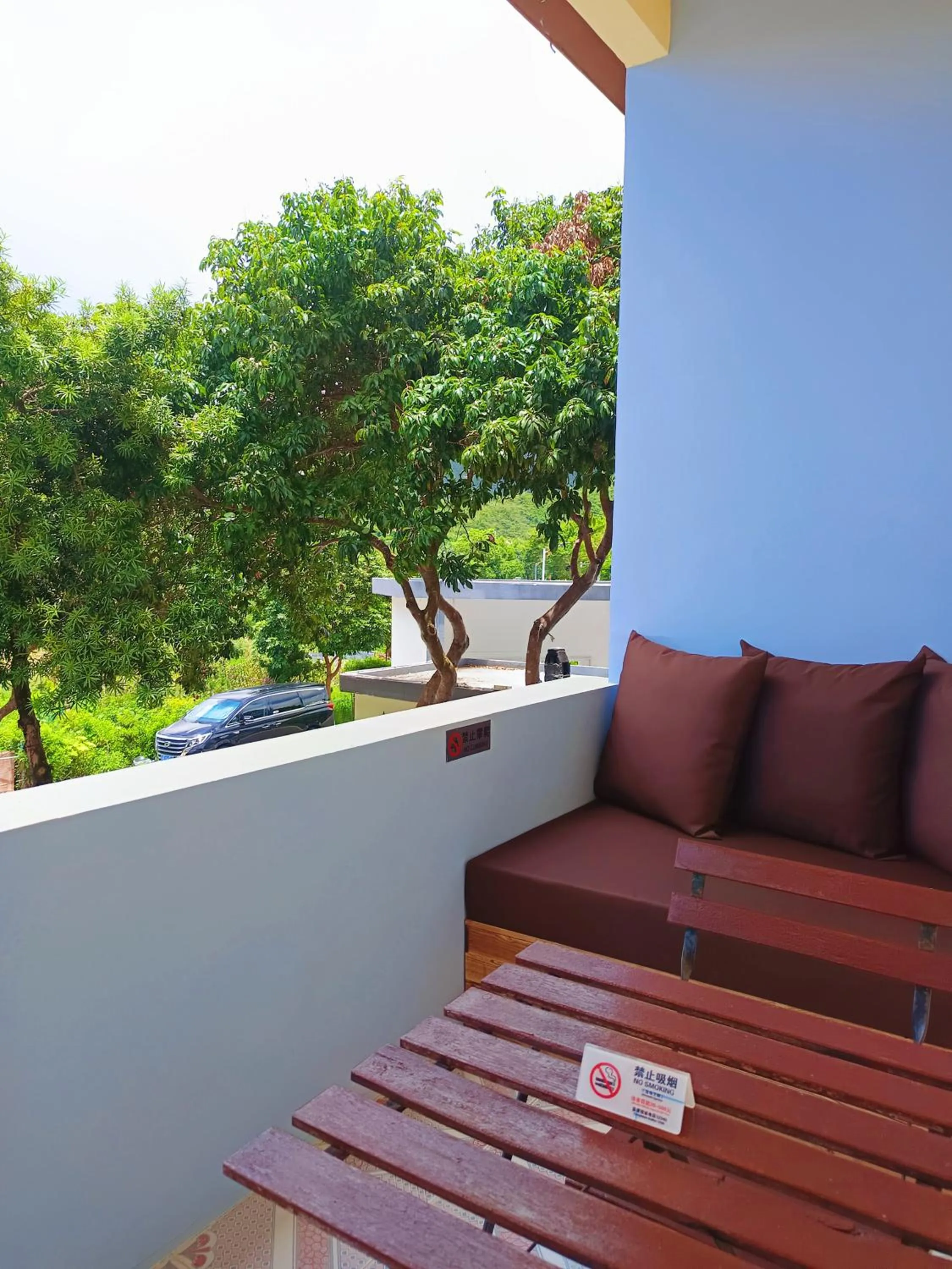 Balcony/Terrace in Cloud Tree Inn Boutique Guesthouse XiChong DaPeng ShenZhen 深圳大鹏西涌云树里民宿Yun Shu Li
