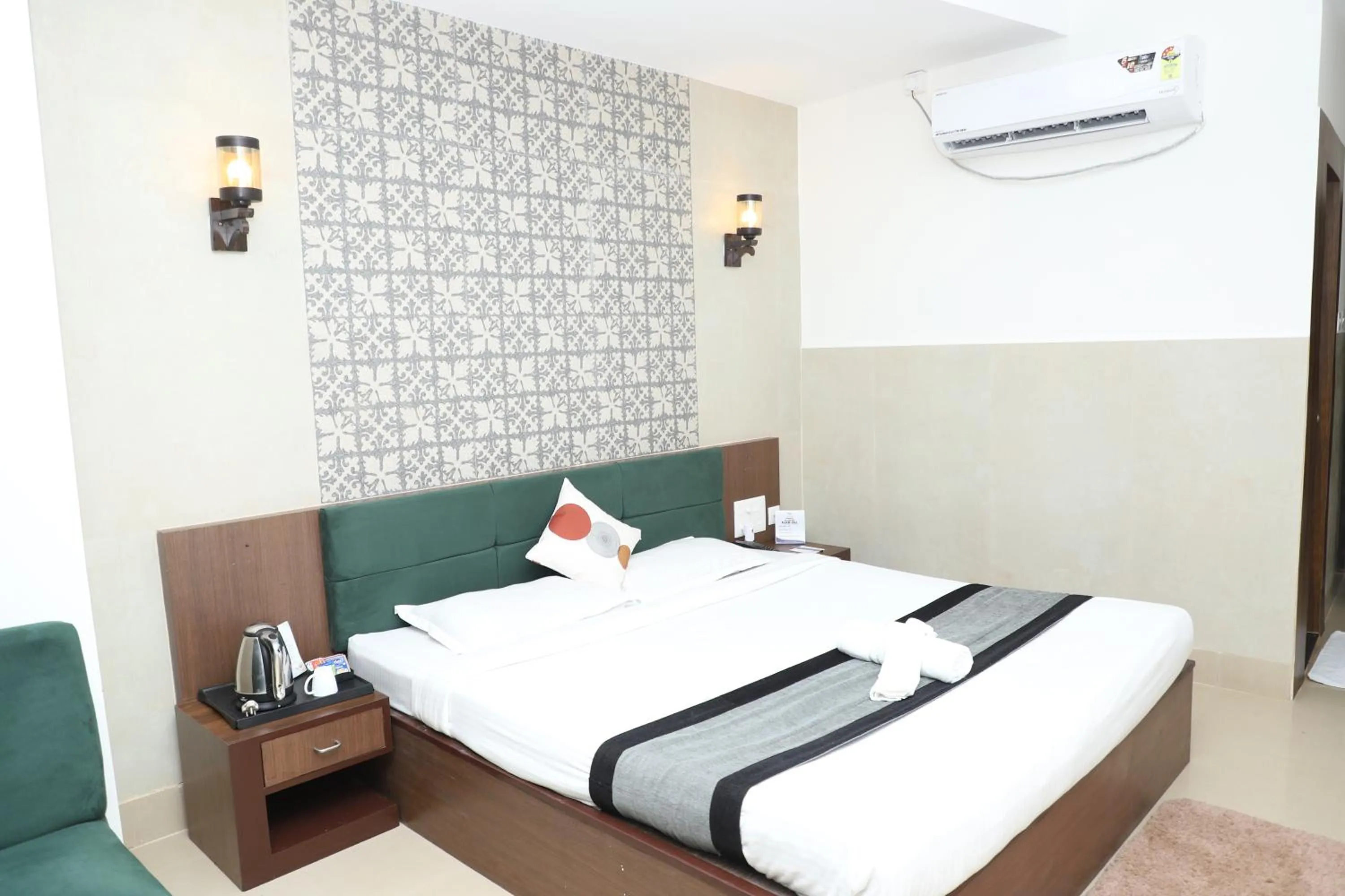 The Blue Lagoon Hotel Premium