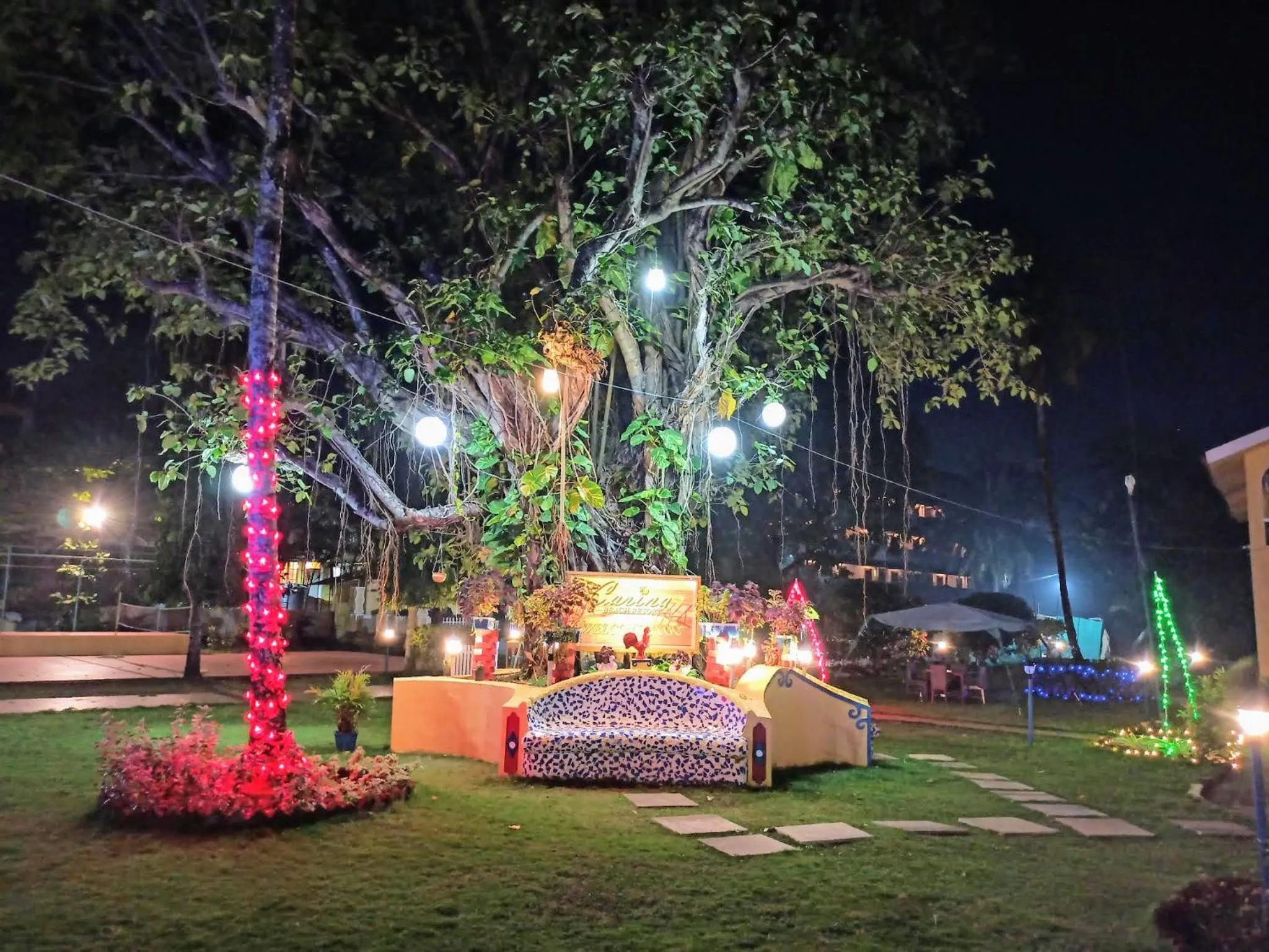 Garden in Carina Beach Resort