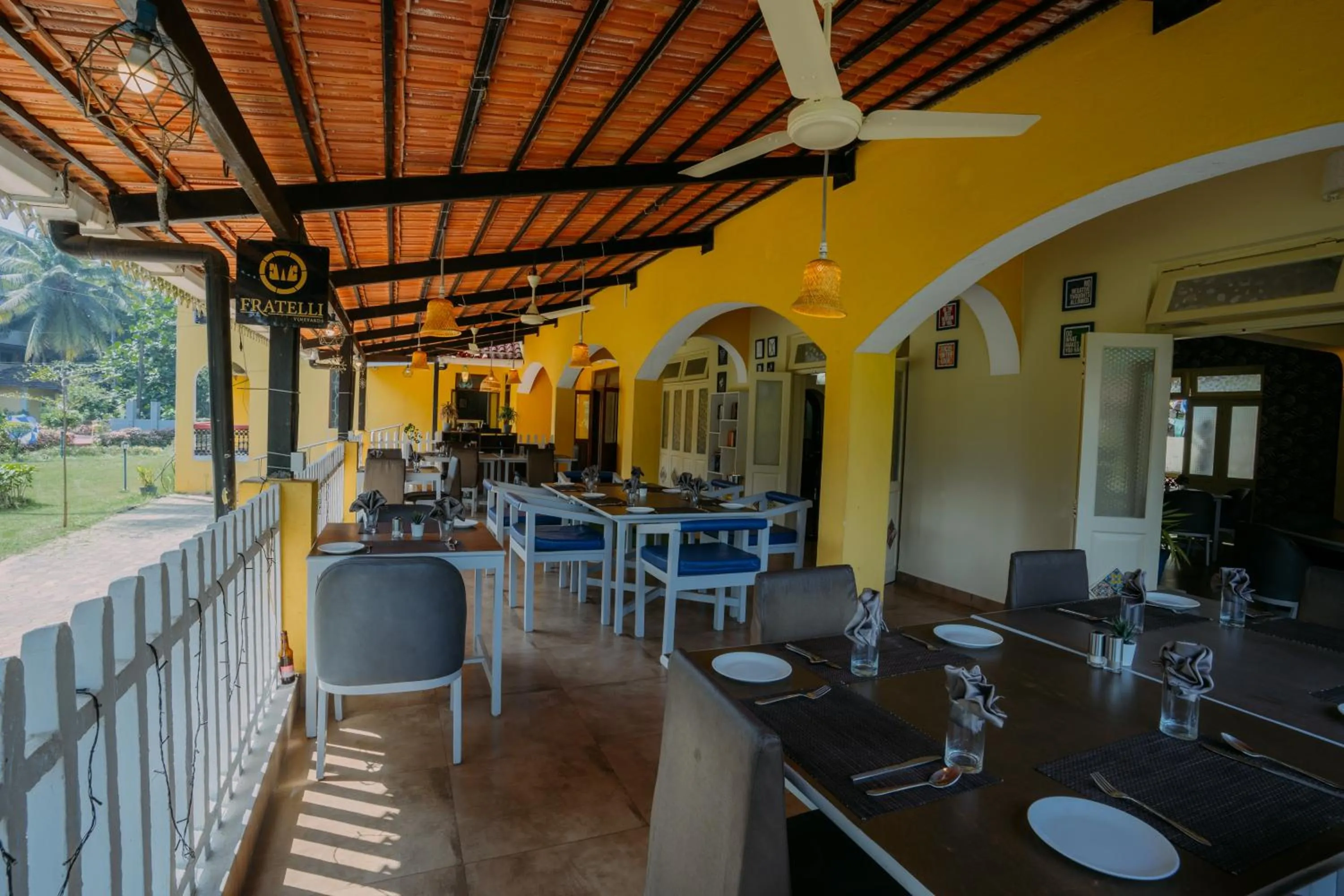 Restaurant/places to eat in Carina Beach Resort