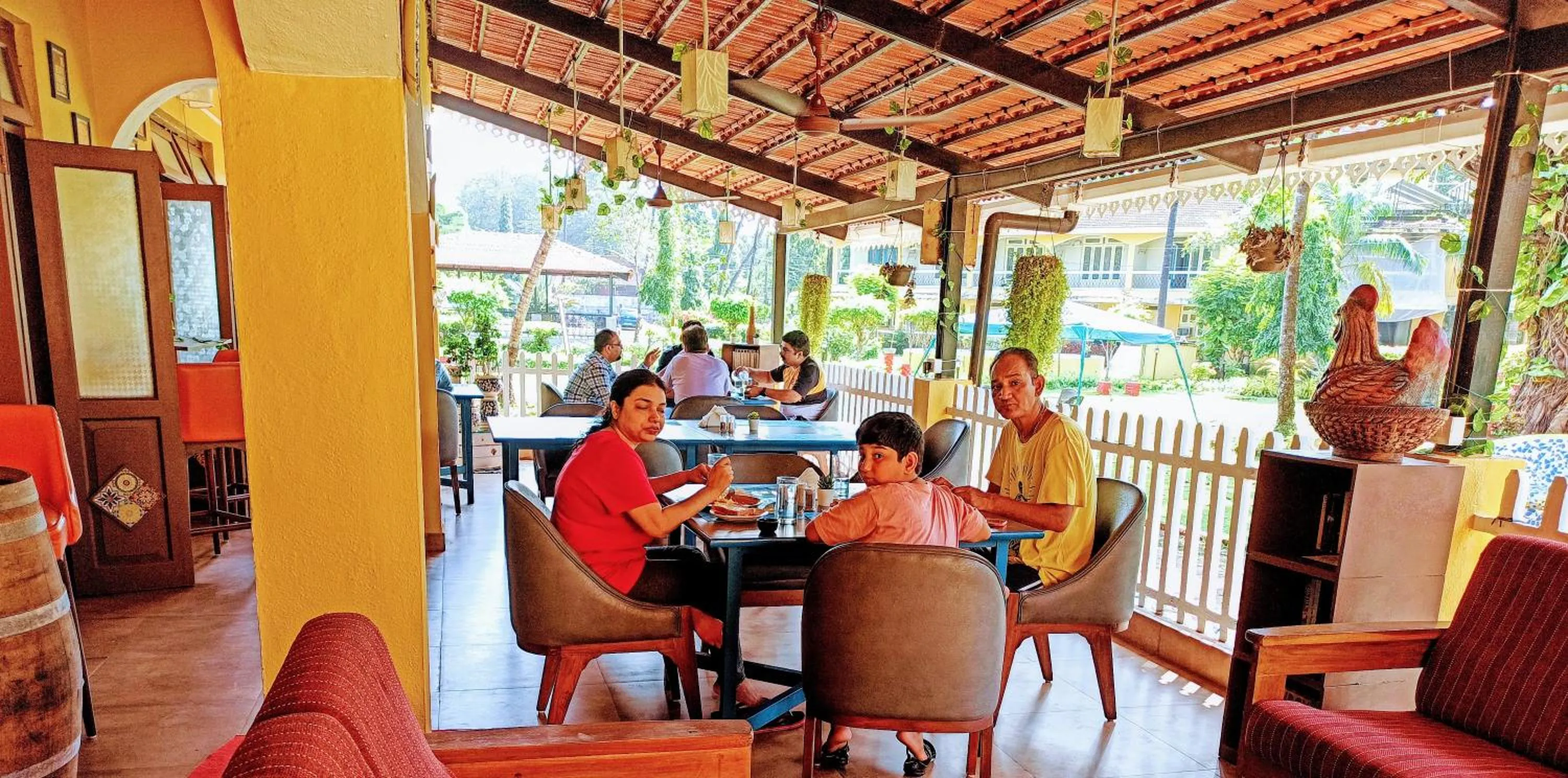 Restaurant/places to eat in Carina Beach Resort