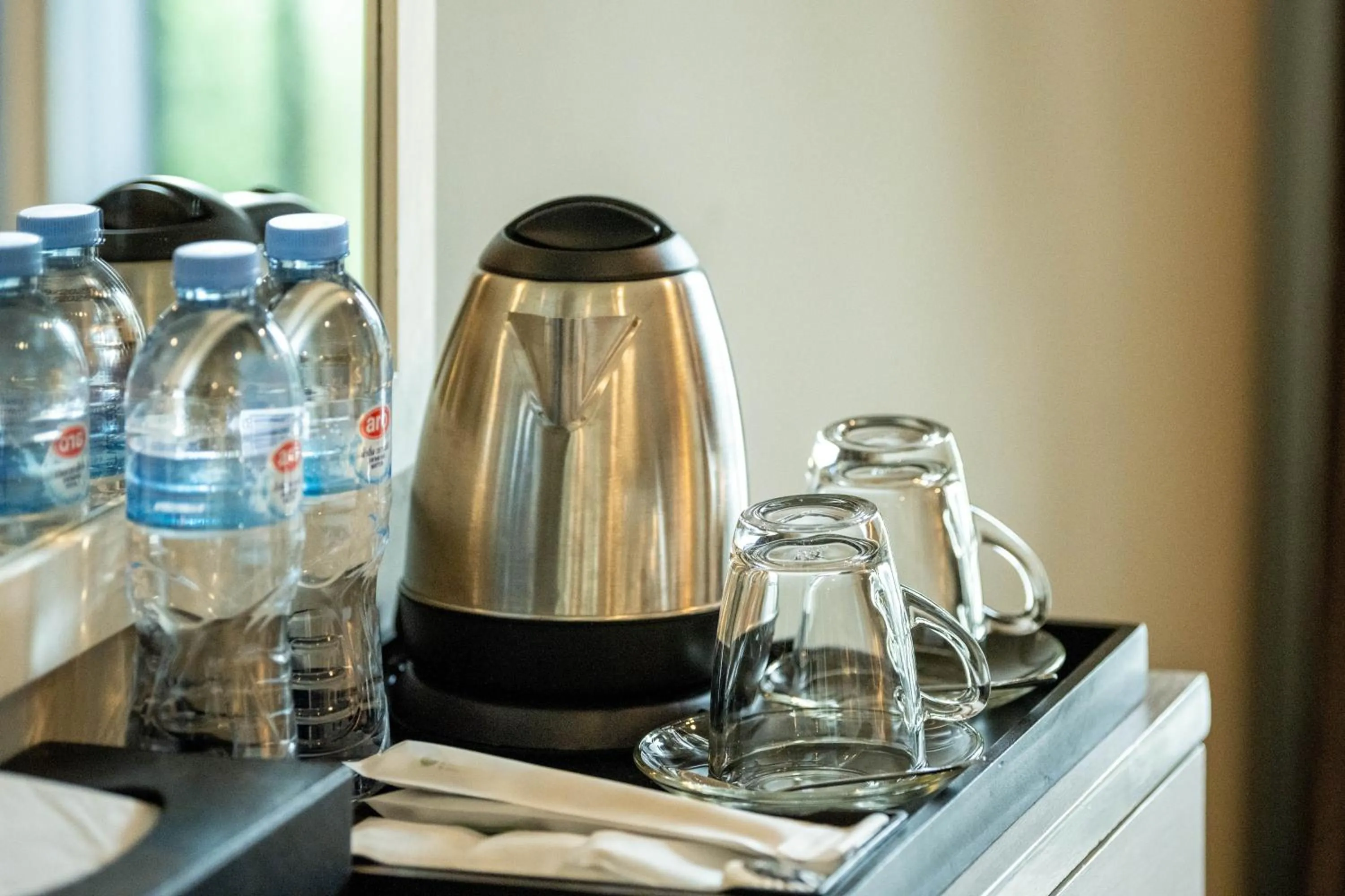 Coffee/tea facilities in Ralph Poshtel Pratunam