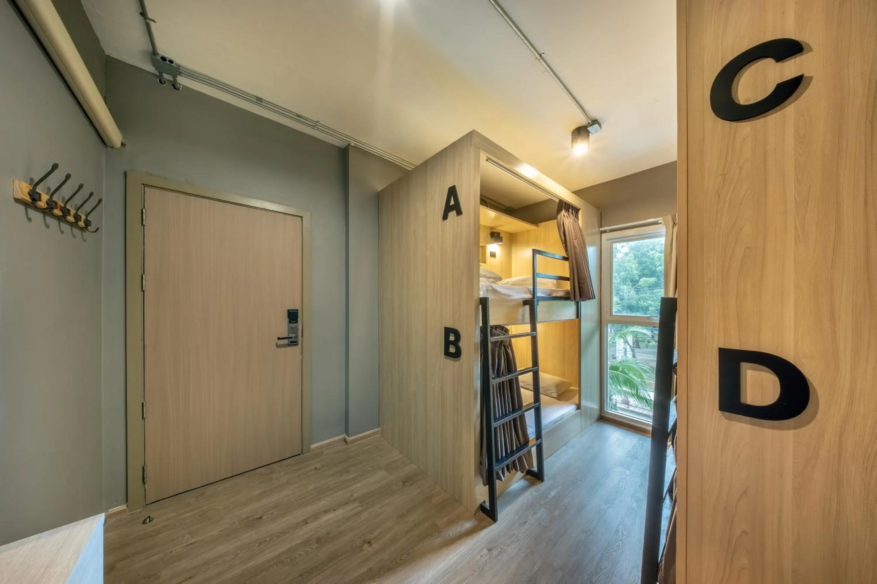 bunk bed, Bed in Ralph Poshtel Pratunam