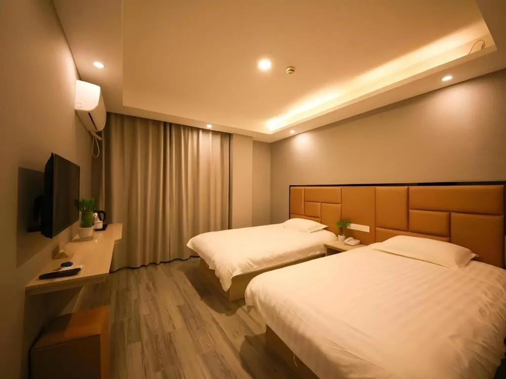Bed in Shell Jiaxing Nanhu District Dongsheng Dong Road Moon River Street Hotel