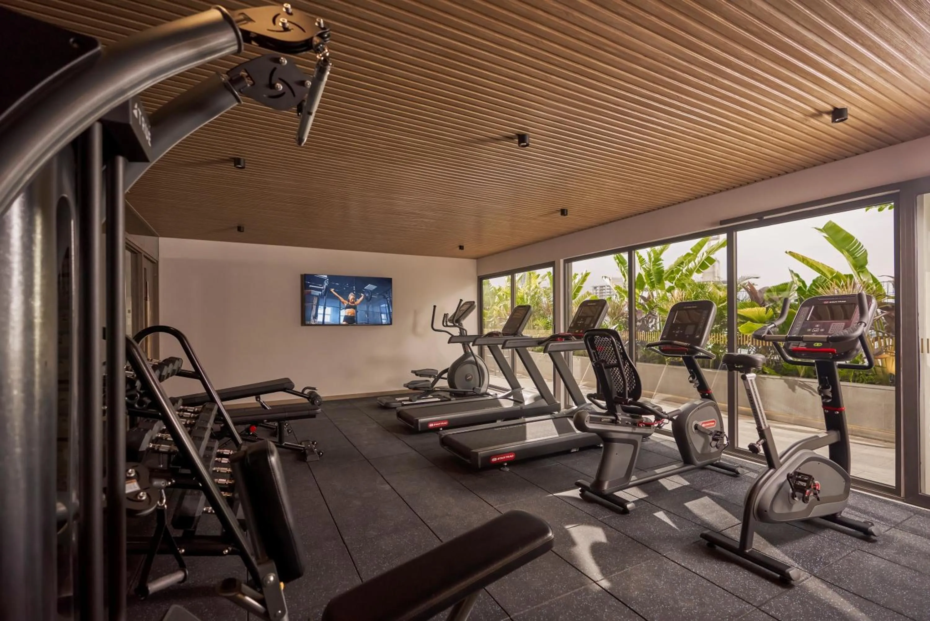 TV and multimedia in La Siesta Premium Saigon Central