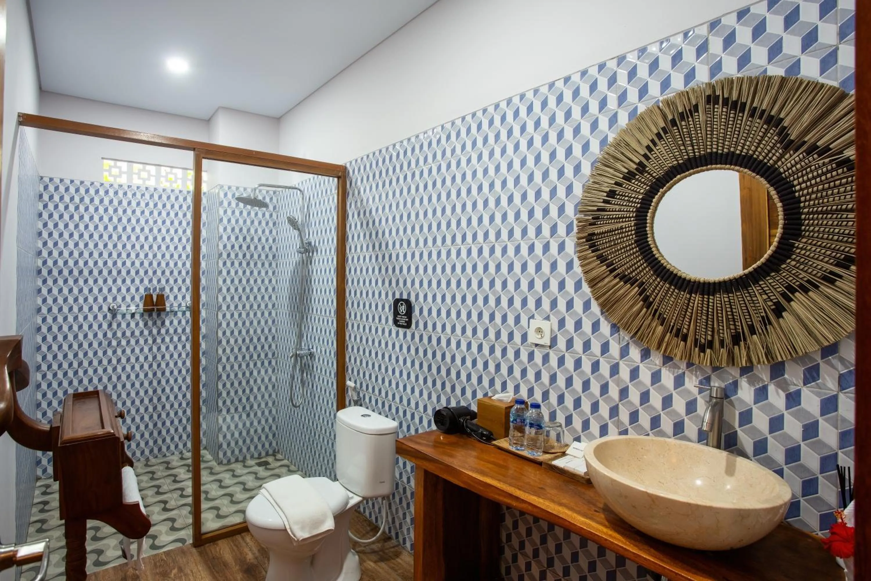 Graha Shanti Guest House