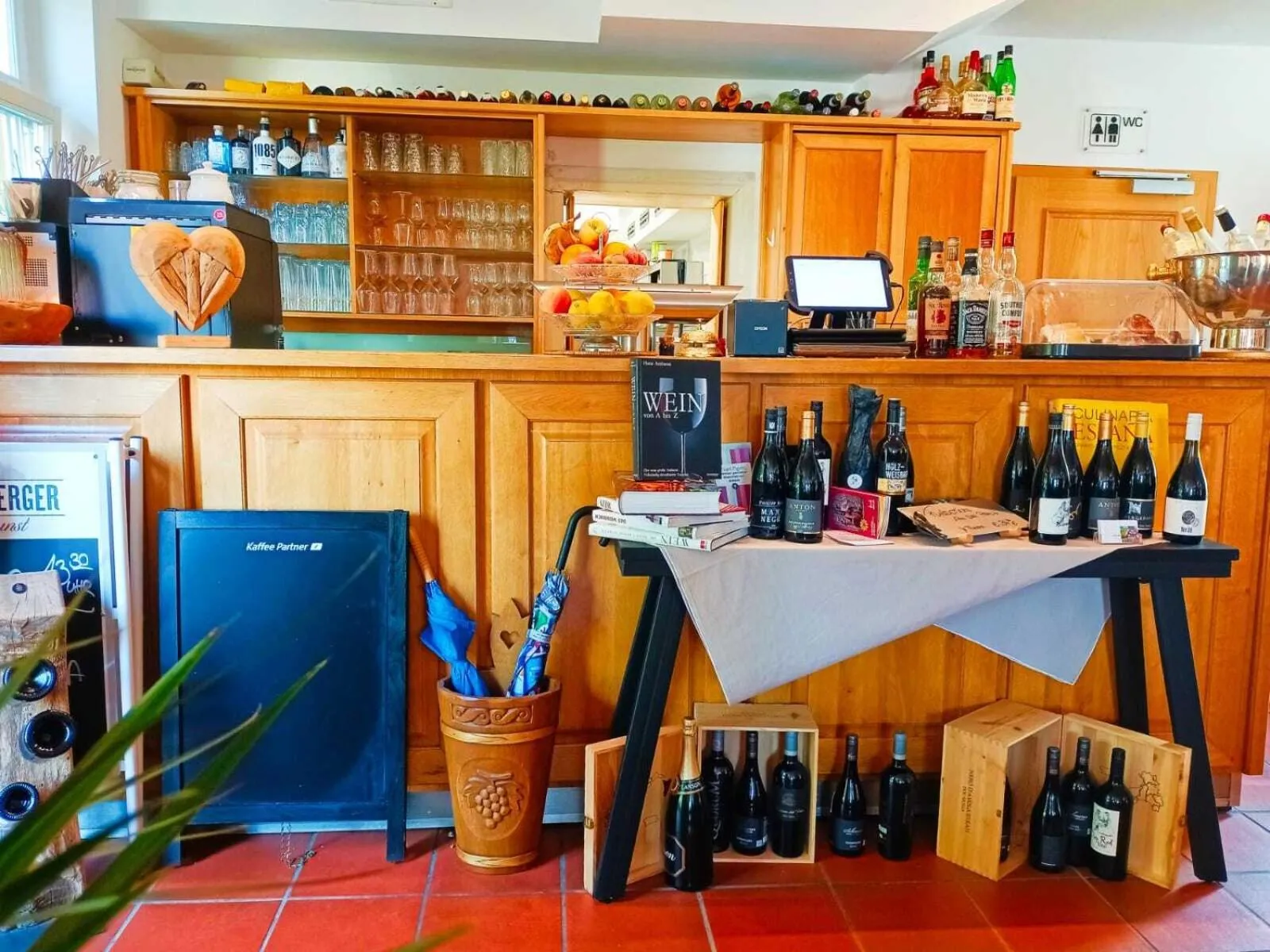 Food and drinks in Gasthaus zum Halbmond