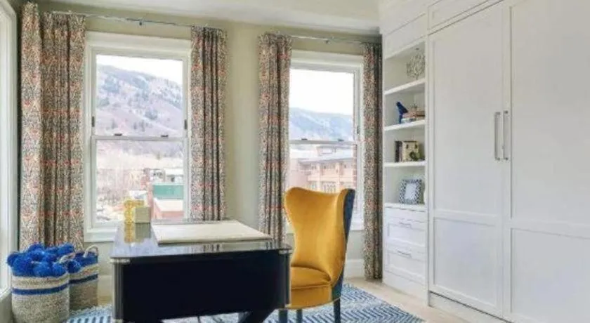 Hotel Jerome, An Auberge Resort