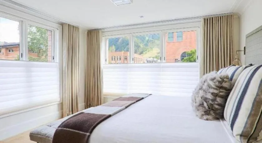 Hotel Jerome, An Auberge Resort