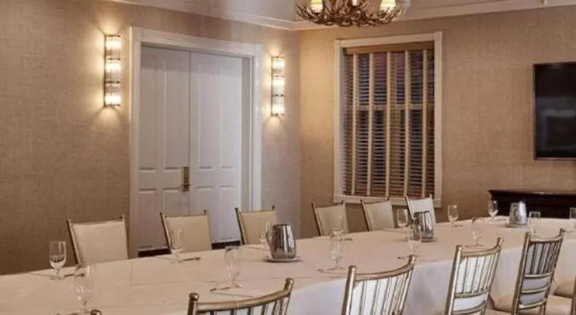 Hotel Jerome, An Auberge Resort