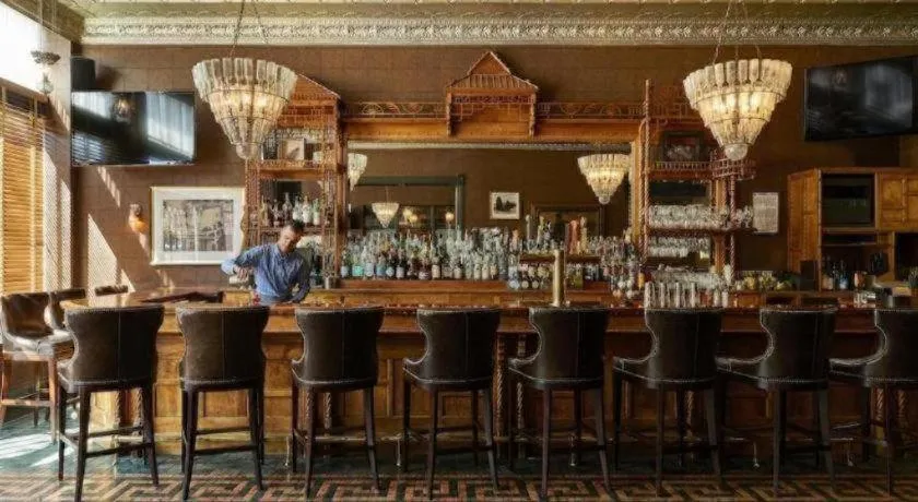 Hotel Jerome, An Auberge Resort