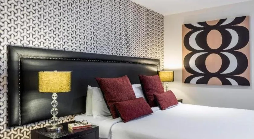 Bed in Oaks Queenstown Club Suites