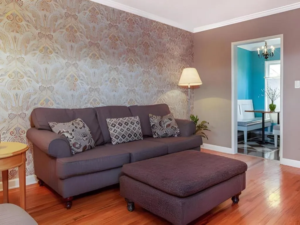 The Lafayette Hotel, Swim Club & Bungalows