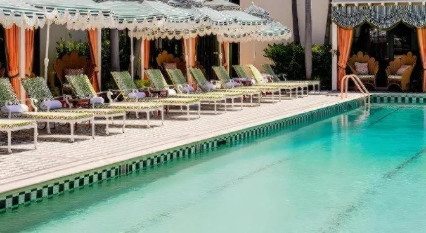 The Lafayette Hotel, Swim Club & Bungalows