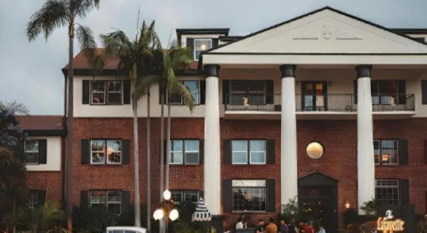 The Lafayette Hotel, Swim Club & Bungalows