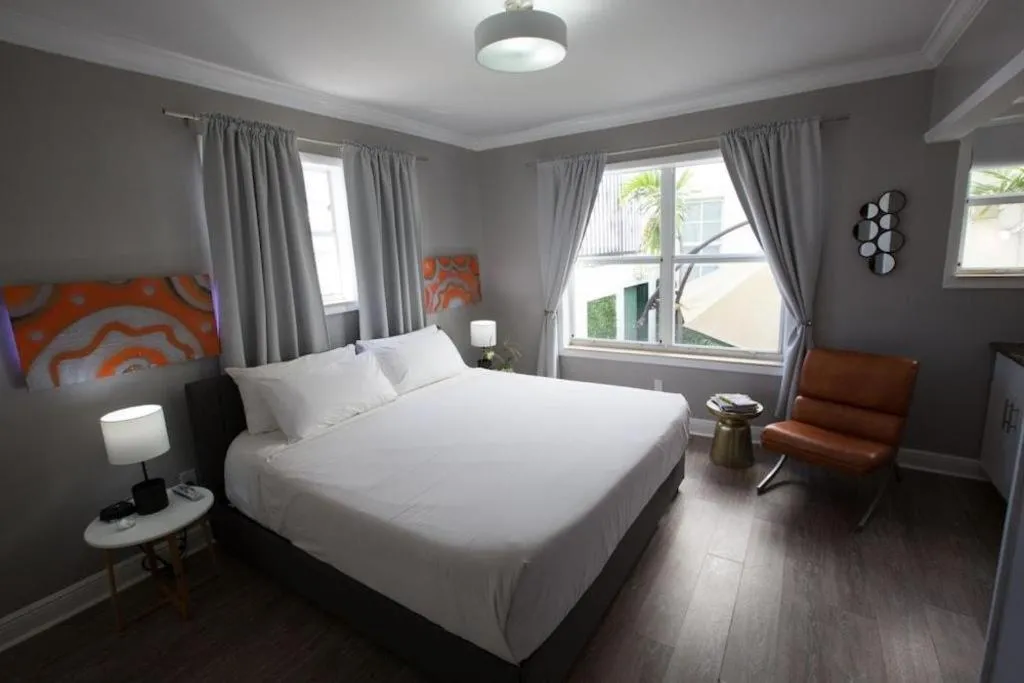 Bed in Odyssey of South Beach Apart Hotel