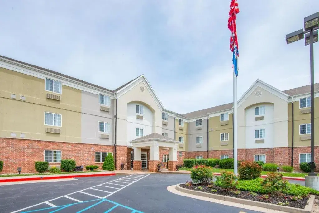 Candlewood Suites Jefferson City By IHG Candlewood Suites Jefferson City By IHG