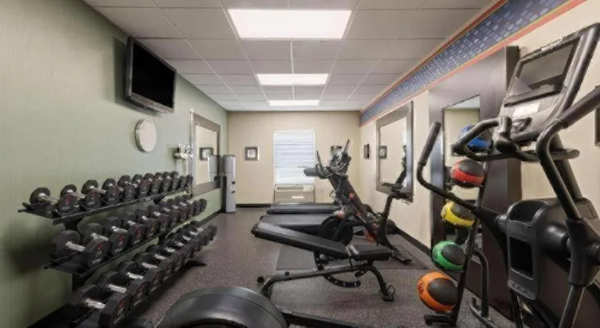 Hampton Inn & Suites Savannah-Airport