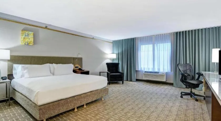 Bed in Hilton Garden Inn Oshkosh