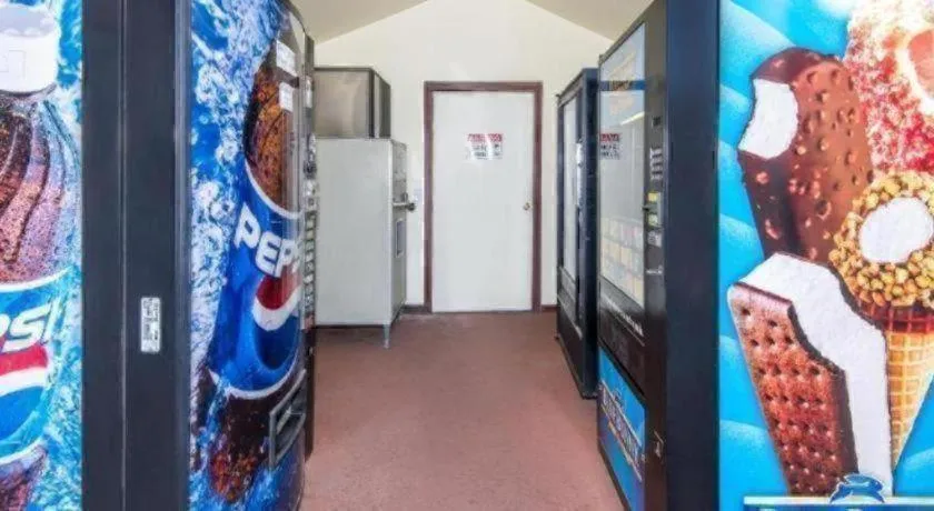 Sea Rock Inn - Los Angeles