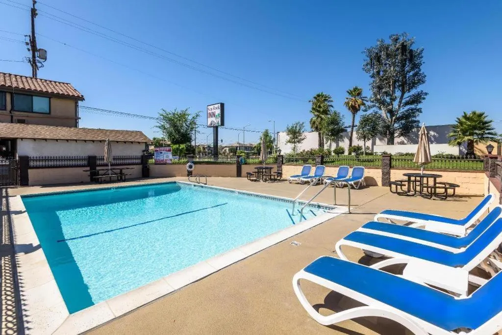 Sea Rock Inn - Los Angeles