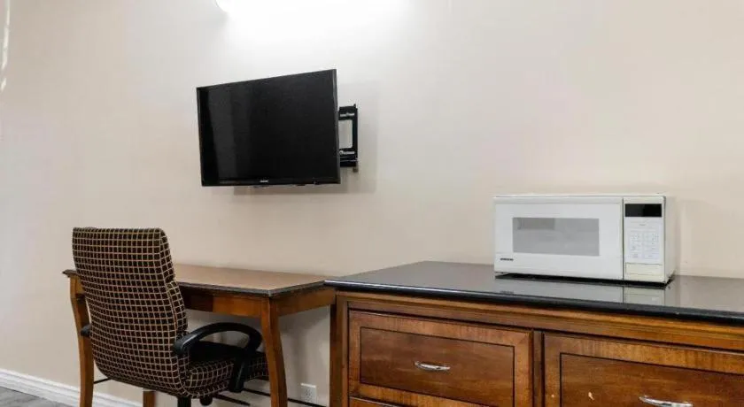 Sea Rock Inn - Los Angeles